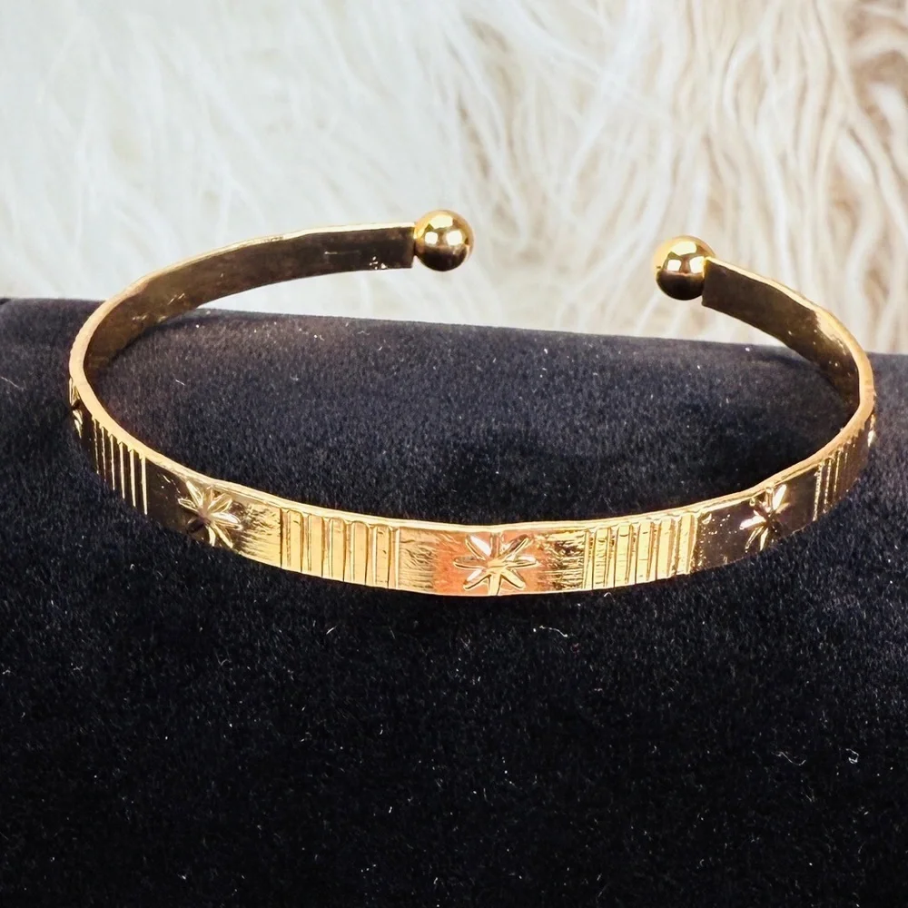 Goldtone Star Bangle Stackable Cuff Bracelet